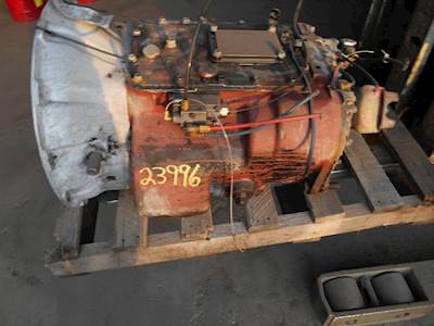 Fuller RTX12609P Transmission for a International 8100