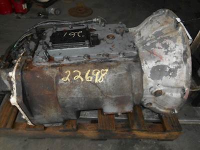 Fuller RTX13609B Transmission for a International 9200
