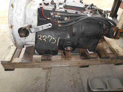 Fuller RTX14709H Transmission for a Peterbilt 377