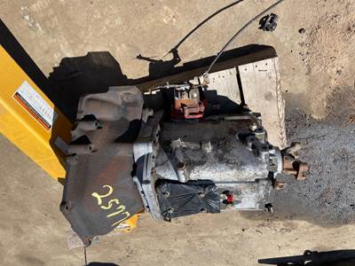 Spicer E5HT7004BA Transmission for a Chevrolet C70