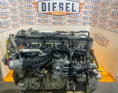 2017 Detroit DD15 Engine