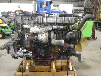 2016 Detroit DD15 Engine