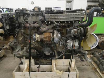 2016 Detroit DD15 Engine