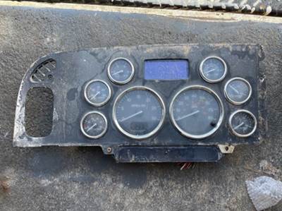 2017 Peterbilt 386 Instrument Panel Cluster