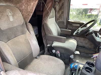 2014 Kenworth T660 Seat