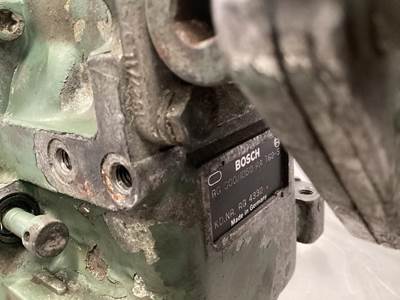 Bosch FUEL PUMP 0402648017 USED