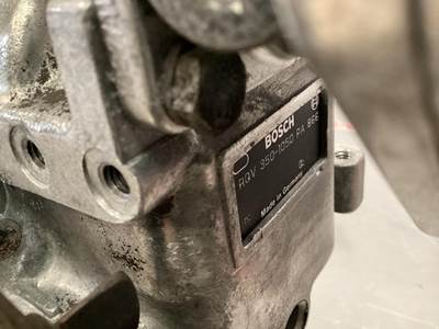 Bosch FUEL PUMP 0402648833 USED