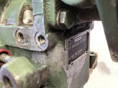 Bosch FUEL PUMP 0402648890 USED