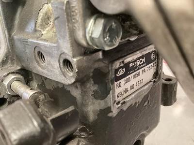 Bosch FUEL PUMP 0402648947 USED