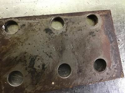 Caterpillar AFSTANDSPLAAT 1011651 USED