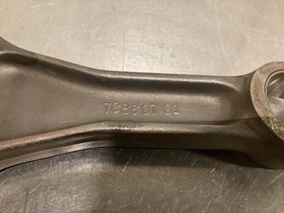 Caterpillar CONNECTING ROD 7C8607 USED