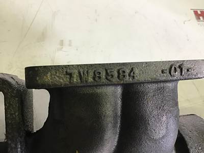 Caterpillar EXHAUST MANIFOLD 7W8584 USED