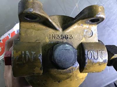 Caterpillar FUEL FILTER HOUSING 1N3583 USED