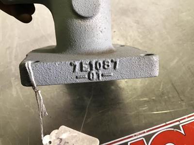 Caterpillar INLET MANIFOLD 7E1087 USED