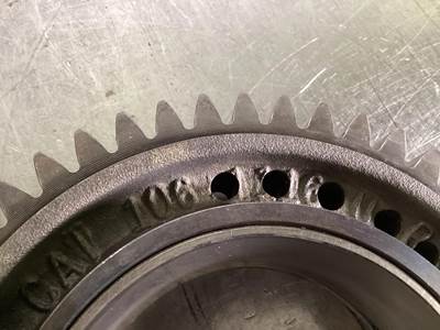 Caterpillar INTERMEDIATE GEAR 1061116 USED