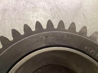 Caterpillar INTERMEDIATE GEAR 4P1960 USED