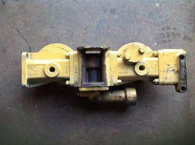 Caterpillar OIL FILTER ASSY 6N821 USED