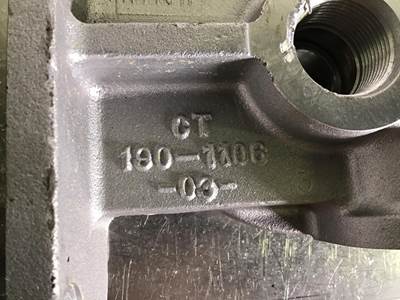 Caterpillar OIL FILTER HOUSING 1901106 USED