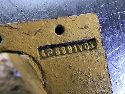 Caterpillar OIL FILTER HOUSING 4P8861 USED