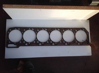 Caterpillar SPACER PLATE CAT C15 1389381 USED