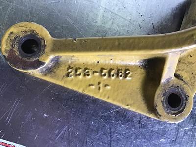 Caterpillar STEUN ALTERNATOR 2535682 USED