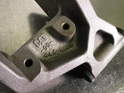 Caterpillar STEUN ALTERNATOR 4446557 USED