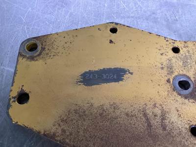 Caterpillar SUPPORT 2433024 USED