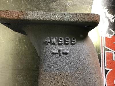 Caterpillar THERMOSTAT COVER 4W0999 USED