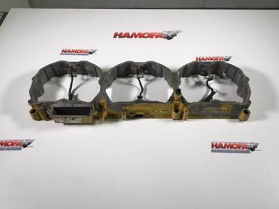 Caterpillar TUSSENSTUK KLEPPENDEKSEL 1025842 USED