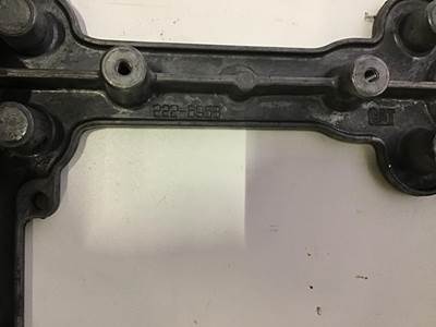 Caterpillar TUSSENSTUK KLEPPENDEKSEL 2226953 USED