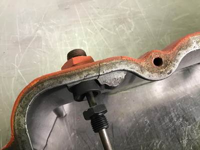 Caterpillar TUSSENSTUK KLEPPENDEKSEL 4P4980 USED