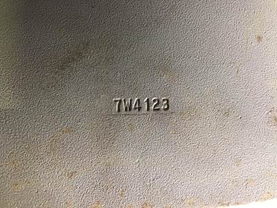 Caterpillar UITLAAT STEUN 7W4123 USED