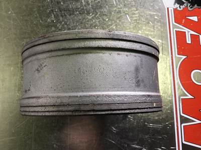 Caterpillar UITLAATBUIS 9Y8968 USED