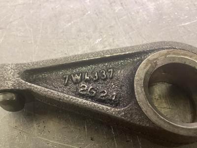 Caterpillar VALVE ROCKER, INLET+EXHAUST 7W4338 USED