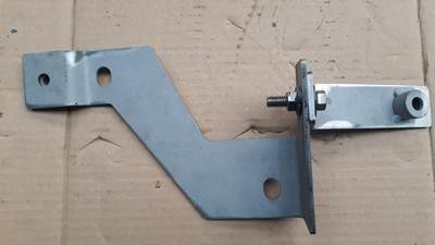 Cummins BRACKET,BELT GUARD 3642993 NEW