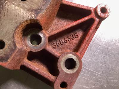 Cummins BRACKET,SHUTOFF VALVE 3686338 USED