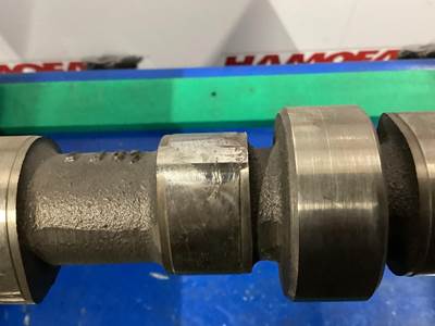 Cummins CAMSHAFT 3929886 USED