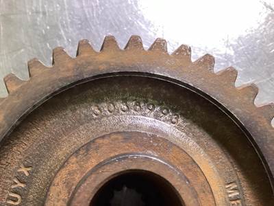Cummins CUM L10 GEAR 3038993 USED