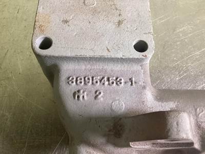Cummins CUM L10 M11 THERMOSTAT HOUSING 3895453 USED