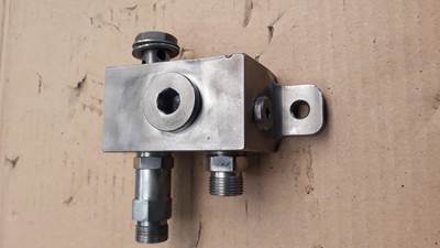 Cummins MANIFOLD,FUEL 4924663 NEW