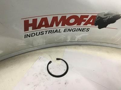 DAF RETAINING RING 0226466 NEW