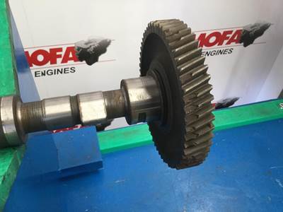 Deutz CAMSHAFT 04237196 USED