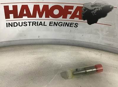 Deutz INJECTOR NOZZLE 02934347 NEW