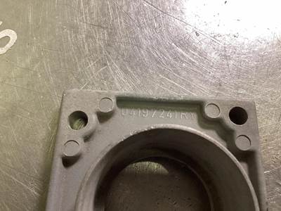 Deutz INTERM.FLANGE 04197240 USED