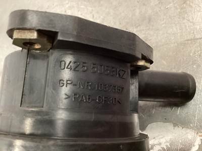 Deutz PRESSURE REGULATOR 04255053 USED