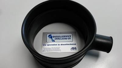 Deutz RUBBER SLEEVE 04263309 NEW