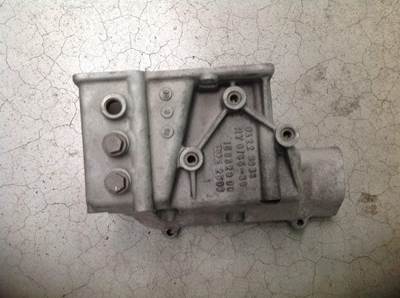 Deutz THERMOSTAATHUIS DEUTZ BF8M1015 04225635 USED