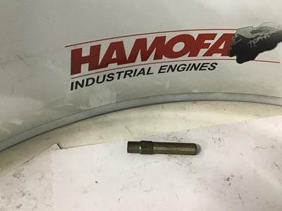 Deutz VALVE GUIDE, INLET STD 02414262 NEW