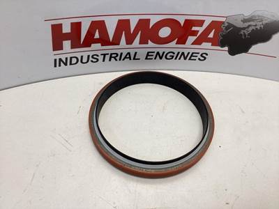 Komatsu KRUKASKEERRING ACHTER INCL. WEAR SLEEVE 6736-39-11