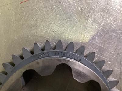 MAN 51.05104-0246 USED